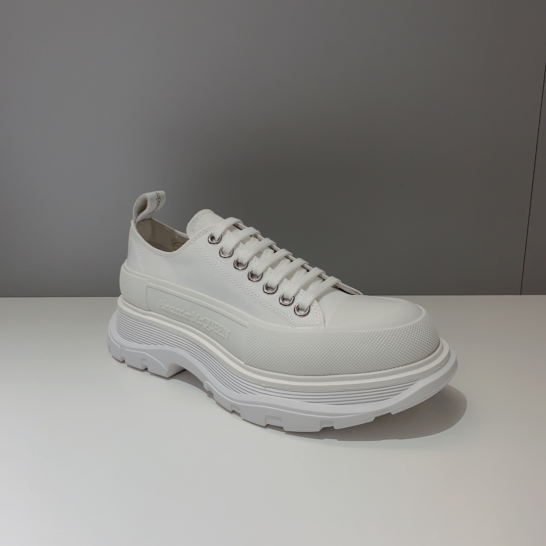Shop Alexander Mcqueen Tread Slick Low-top Sneakers In White