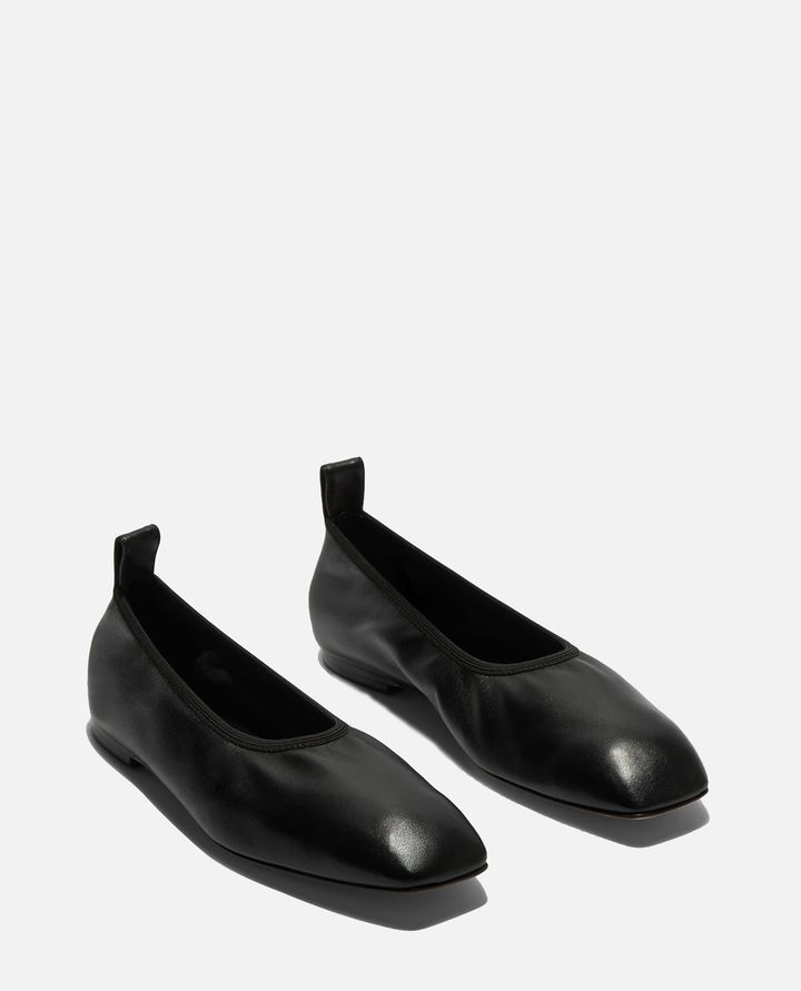 Aeyde Square Toe Flats In Black