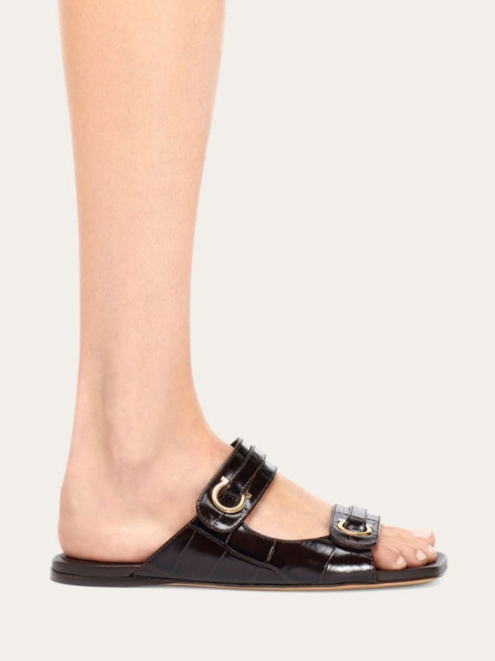 Ferragamo Gancini Decorative Slippers In Black