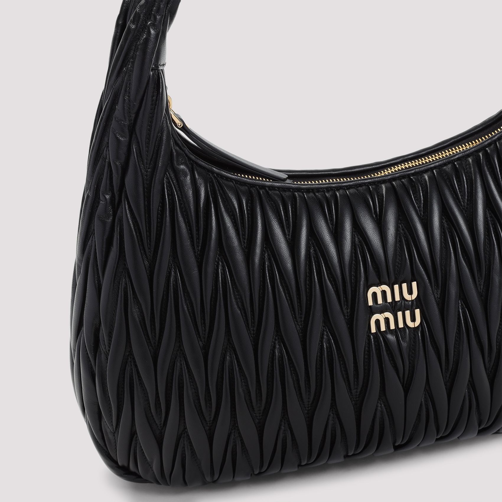 Miu Miu Black Wander Matelasse Shoulder Bag In Black
