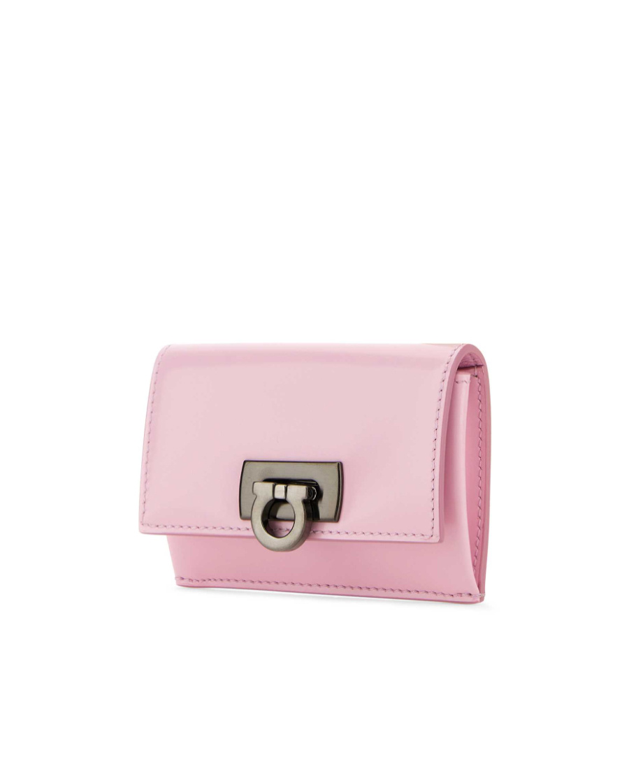 Ferragamo Salvatore Gancini Clasp Credit Card Holder In Pink
