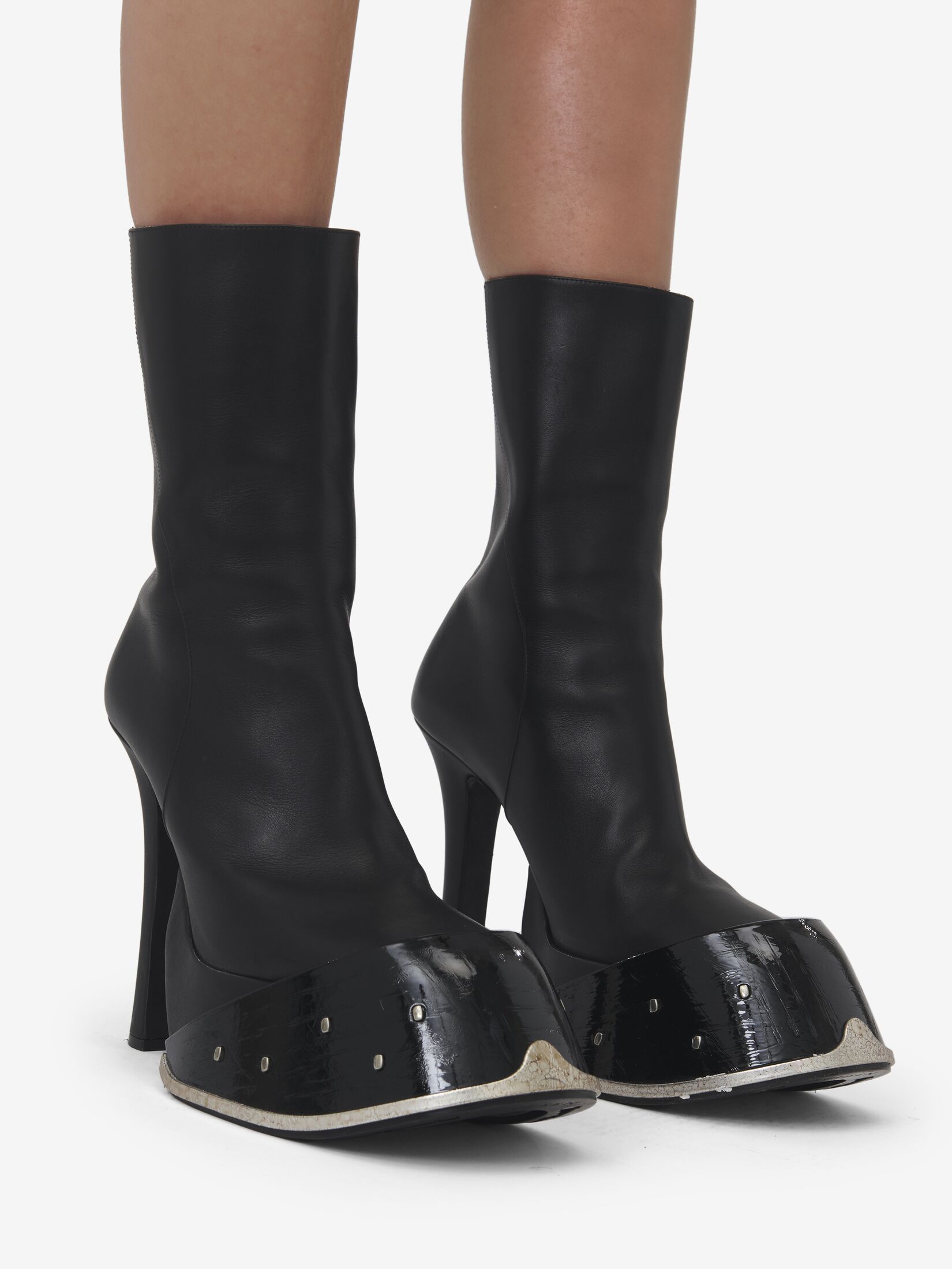Alexander Mcqueen Clog Style Boots In Black In Black