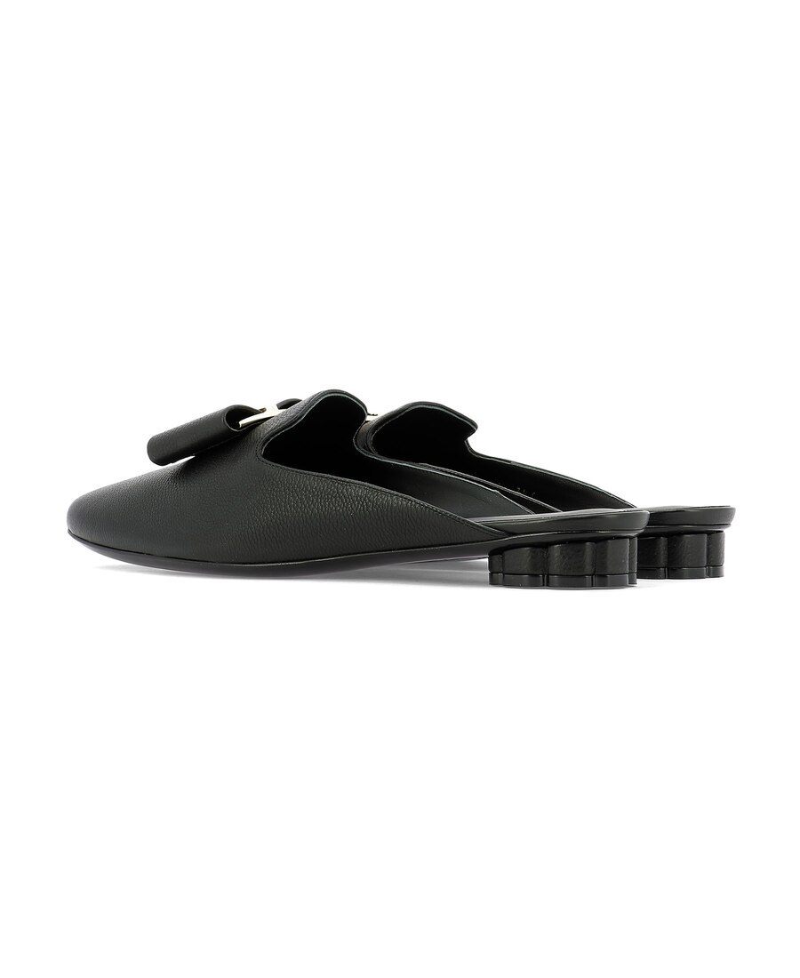 Ferragamo Bow-tie Flat-soled Muller Shoes In Black