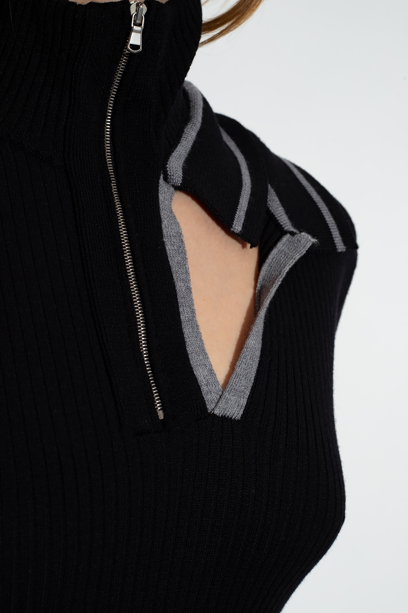 Y/project Long Sleeved Dress In Black