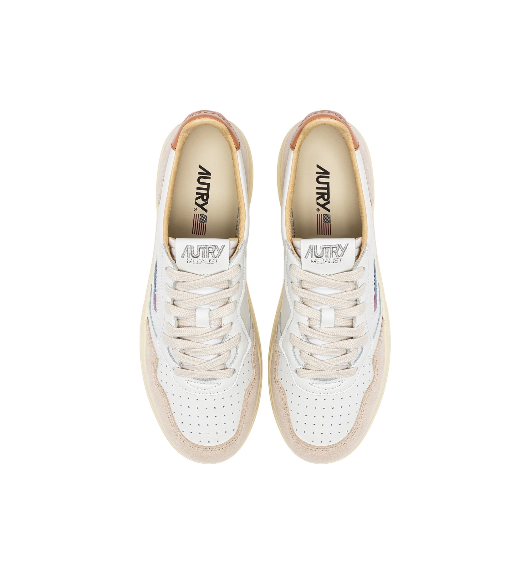 Autry Medalist Low-cut Casual Shoes In Nude