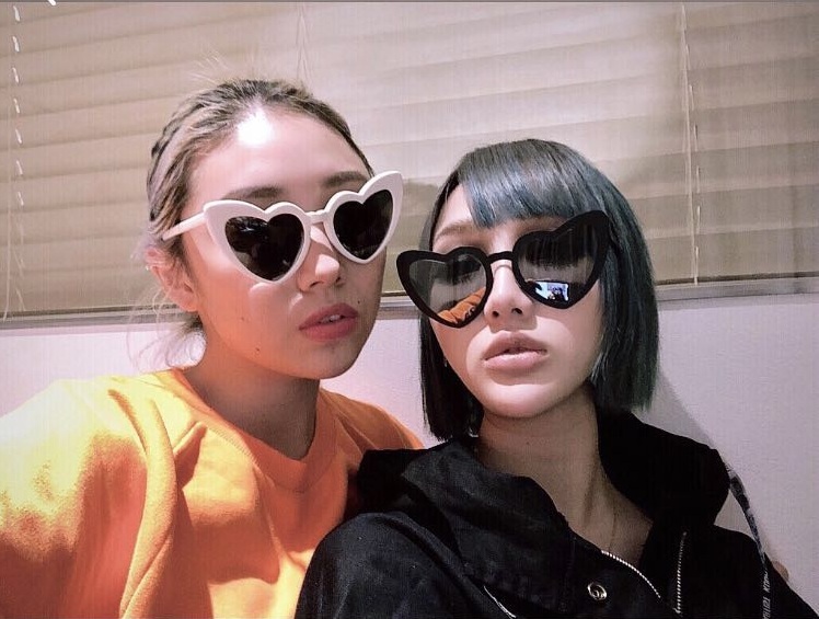Saint Laurent Heart Frame Sunglasses In Black