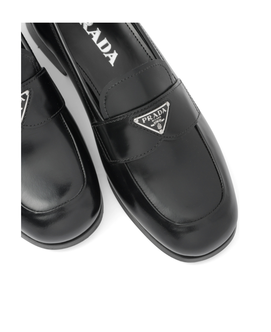 Prada Logo-plaque Leather Loafers In Black