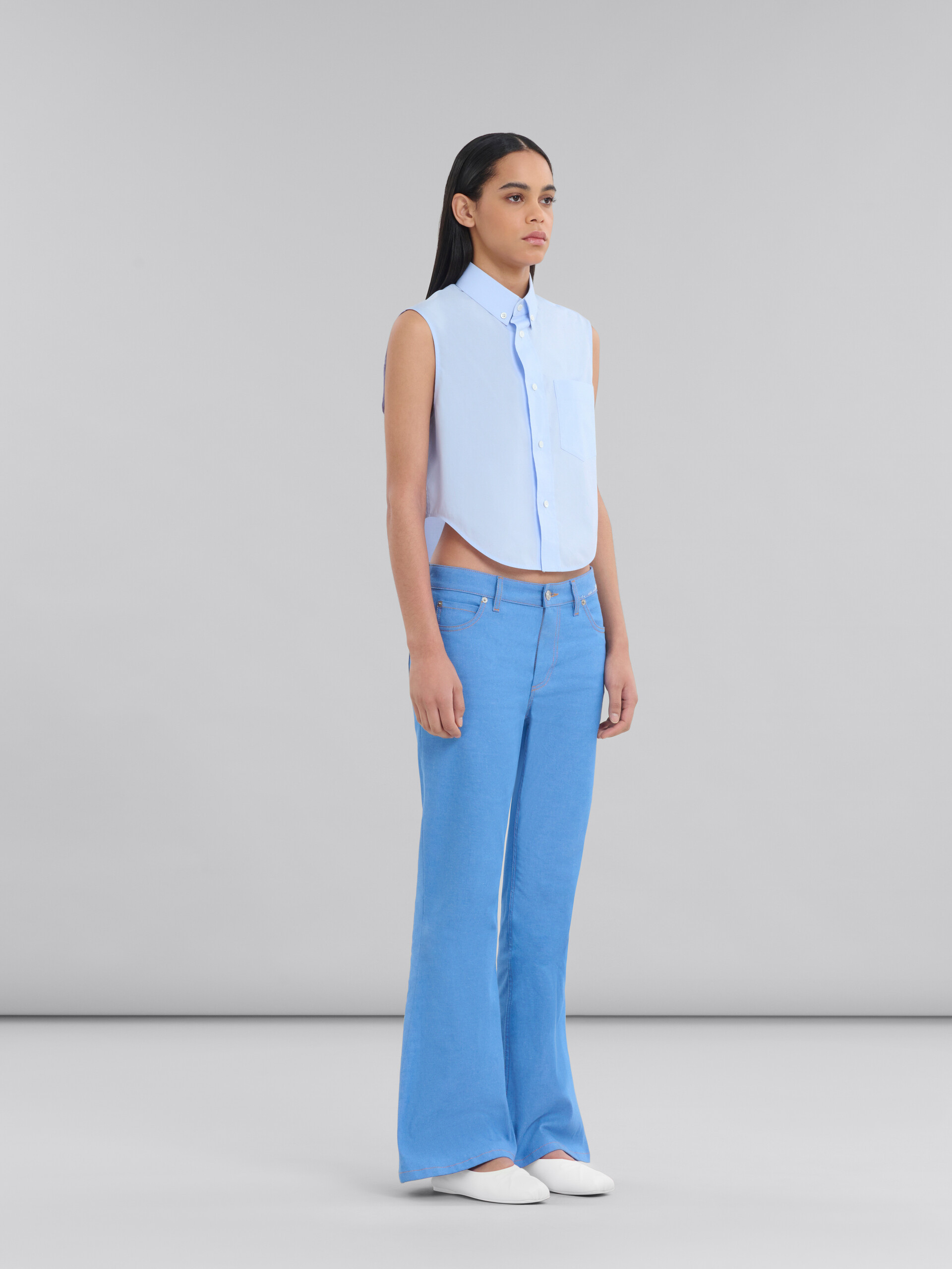 Marni Long Sleeved Buttoned Cropped Shirt In Blue