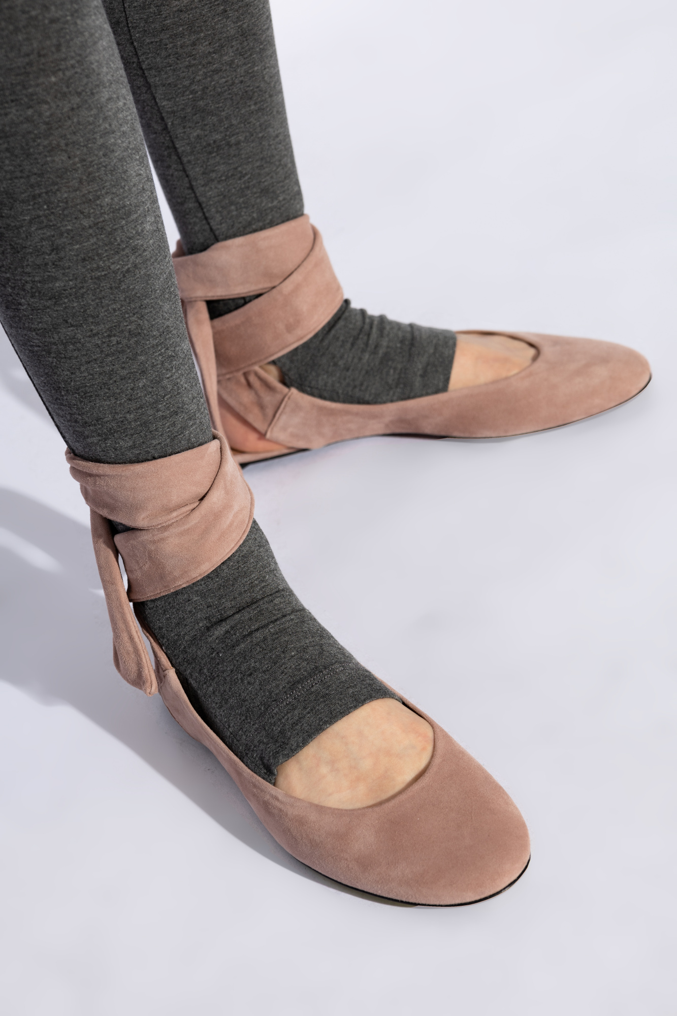 Attico Cloe Wraparound Leather Ballet Flats In Brown