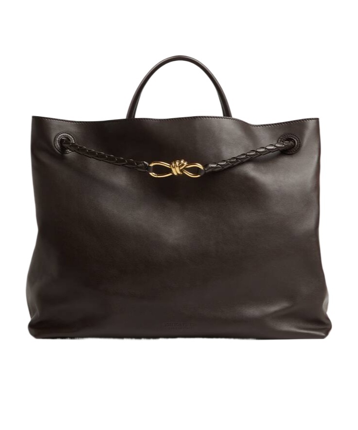 Bottega Veneta Large Andiamo Shoulder Bag In Black