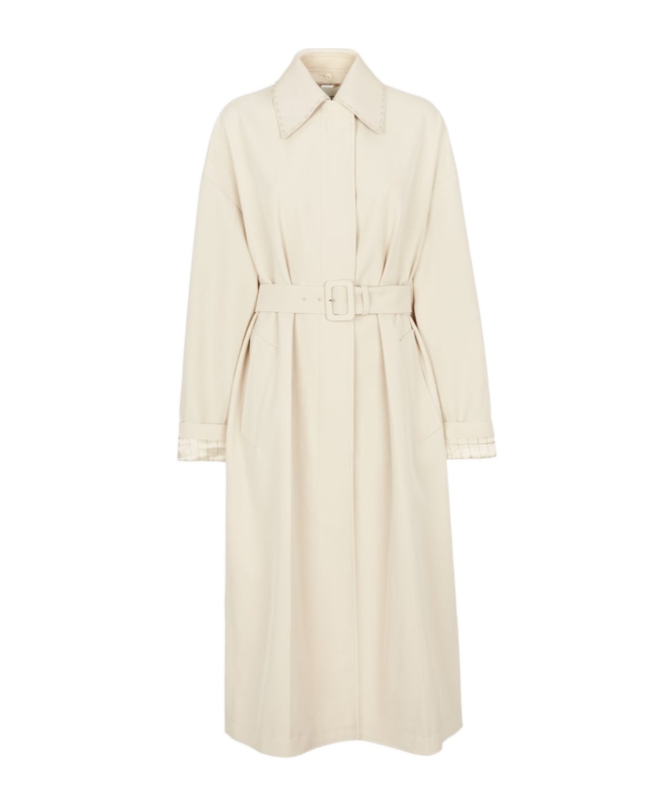 Fendi Shoulder-down Long-sleeved Coat In White