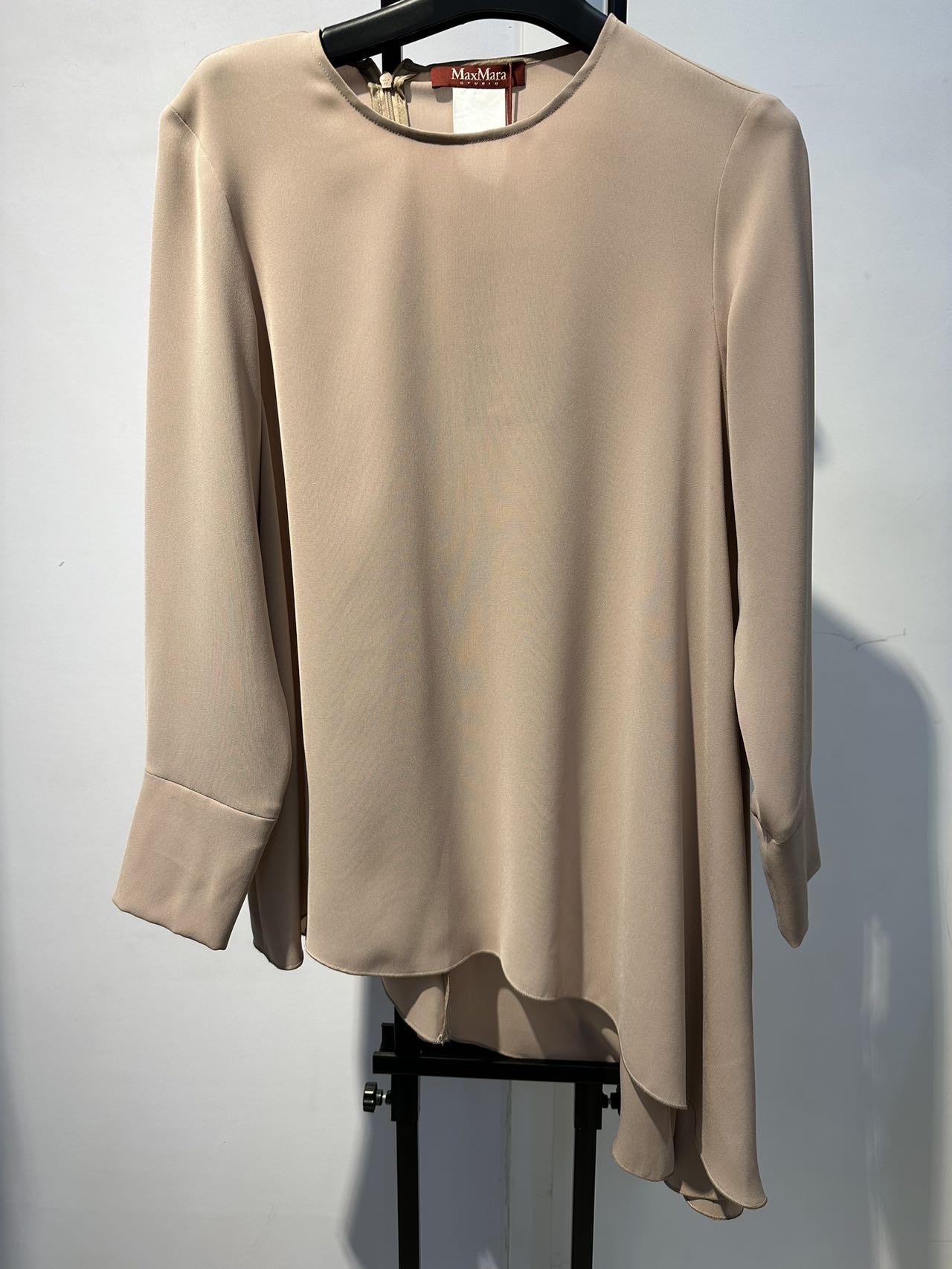 Max Mara Long Sleeved T-shirt In Nude