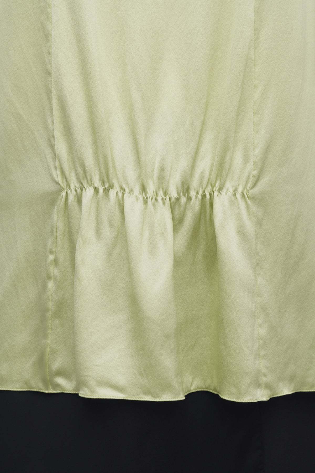 The Row Dinara Boxy Silk Top In Green