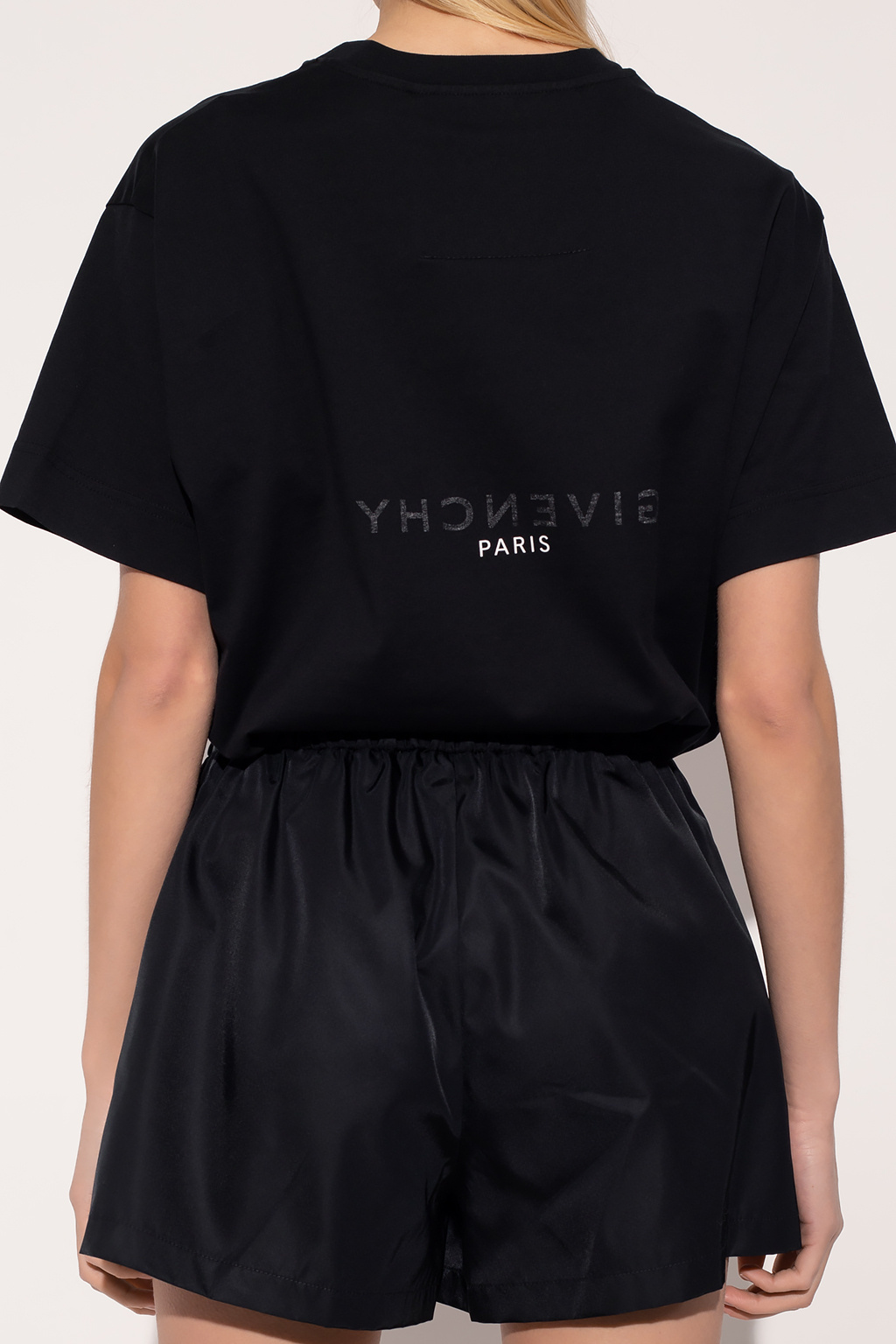 Givenchy Black Logo Printed Round-neck T-shirt In Black