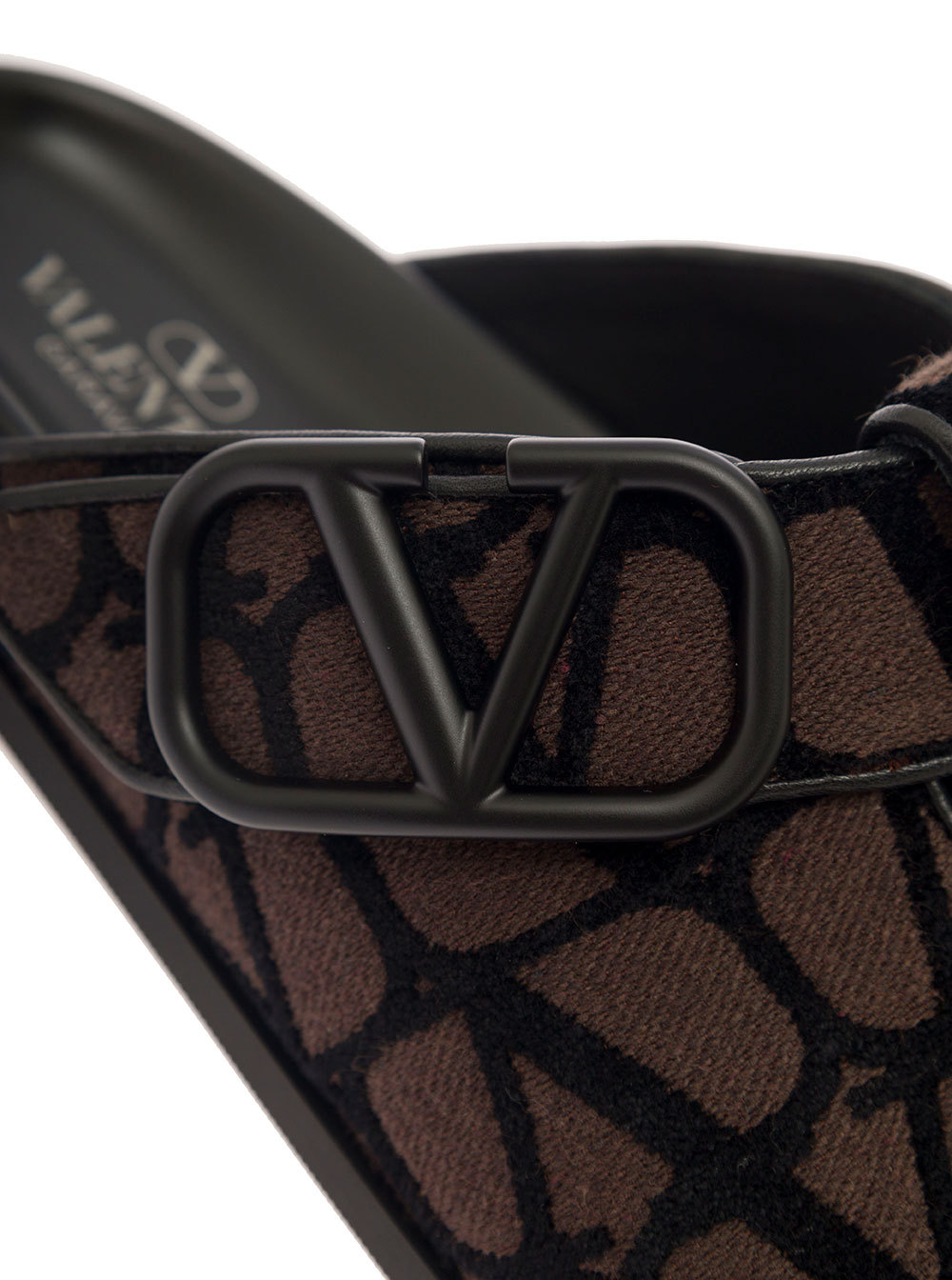 Valentino V Logo Signature Slippers In Black