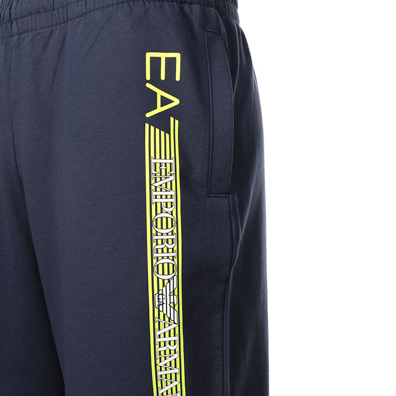 Ea7 Logo Printed Shorts In Black