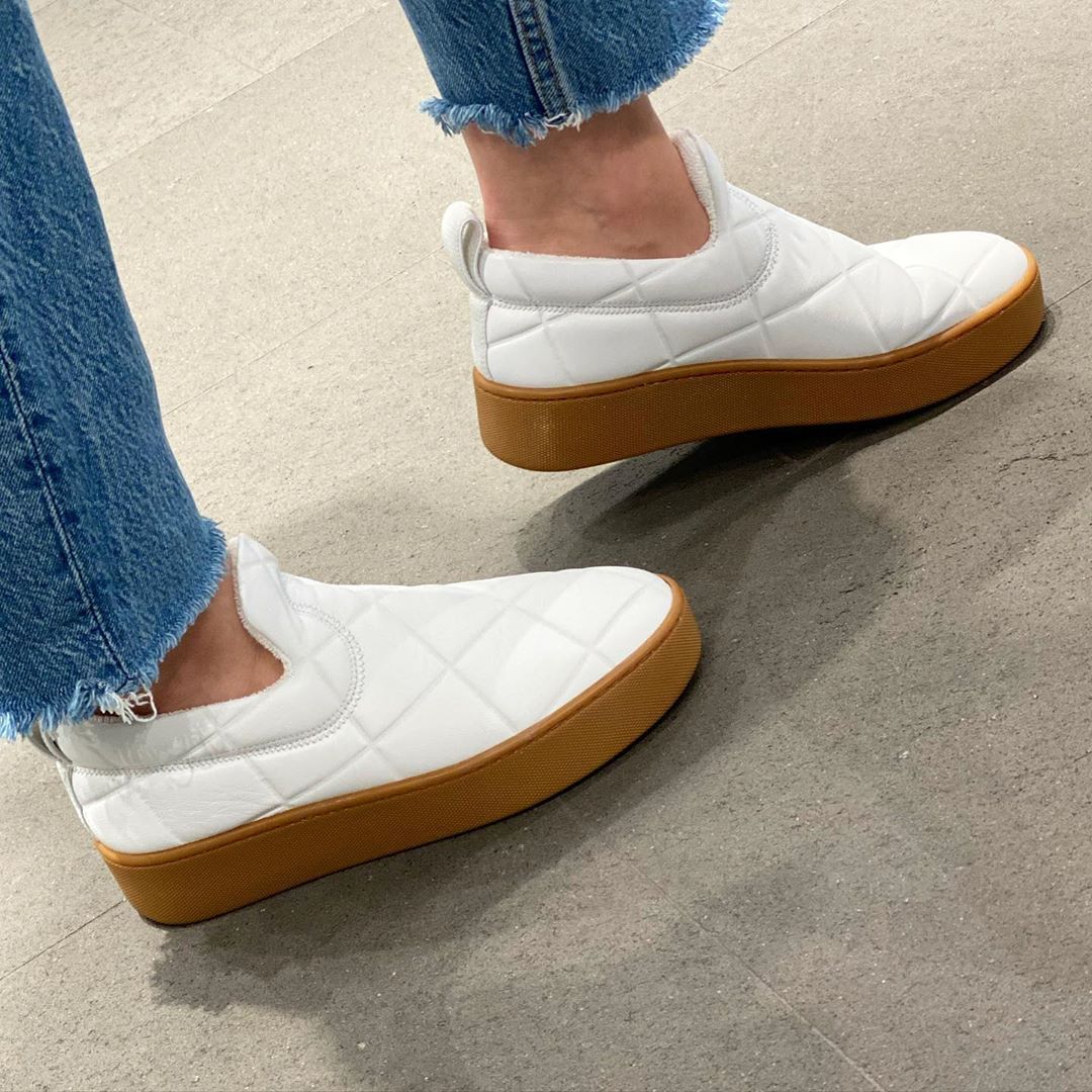 Bottega Veneta Quilted Casual Sports Shoes In White