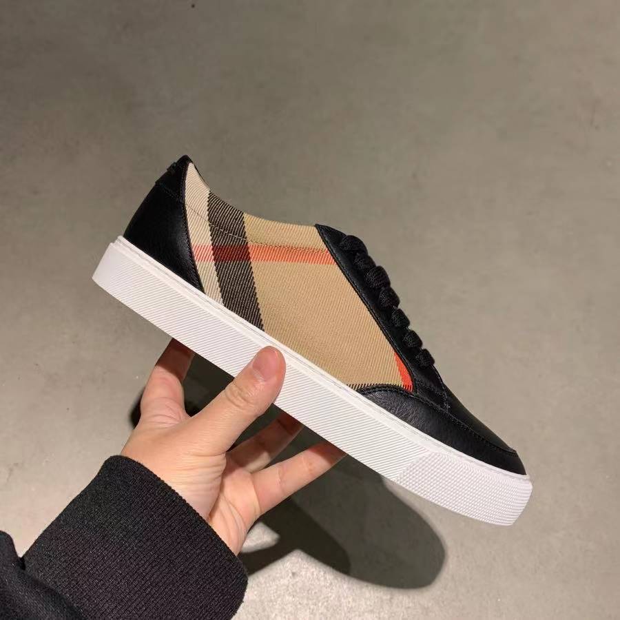 Burberry Check Leather Sneakers In Neutral