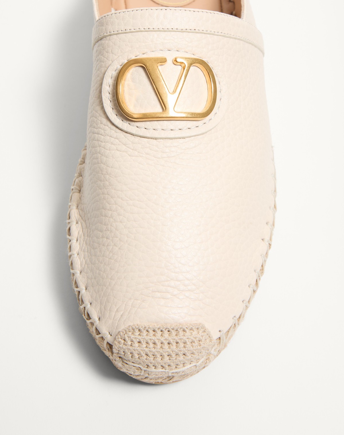 Shop Valentino Vlogo Signature Mule In Grainy Calfskin 25mm In White