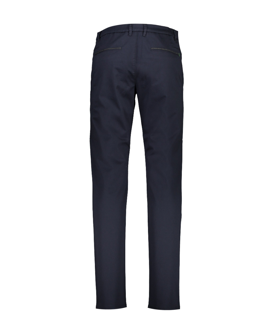 Hugo Boss Belt Loop Belt Casual Pants In Black