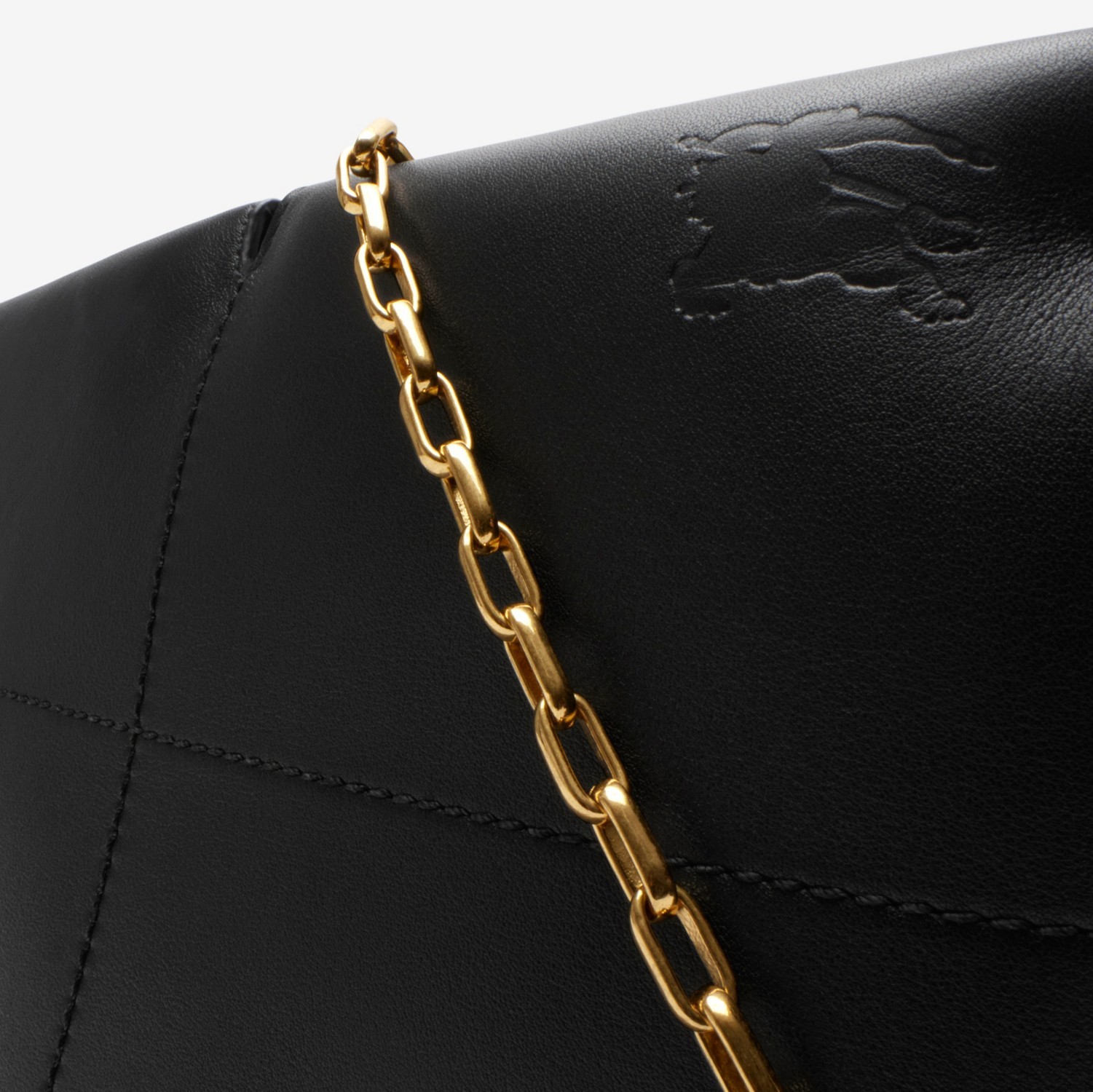 Burberry Snip Shoulder Bag In Black