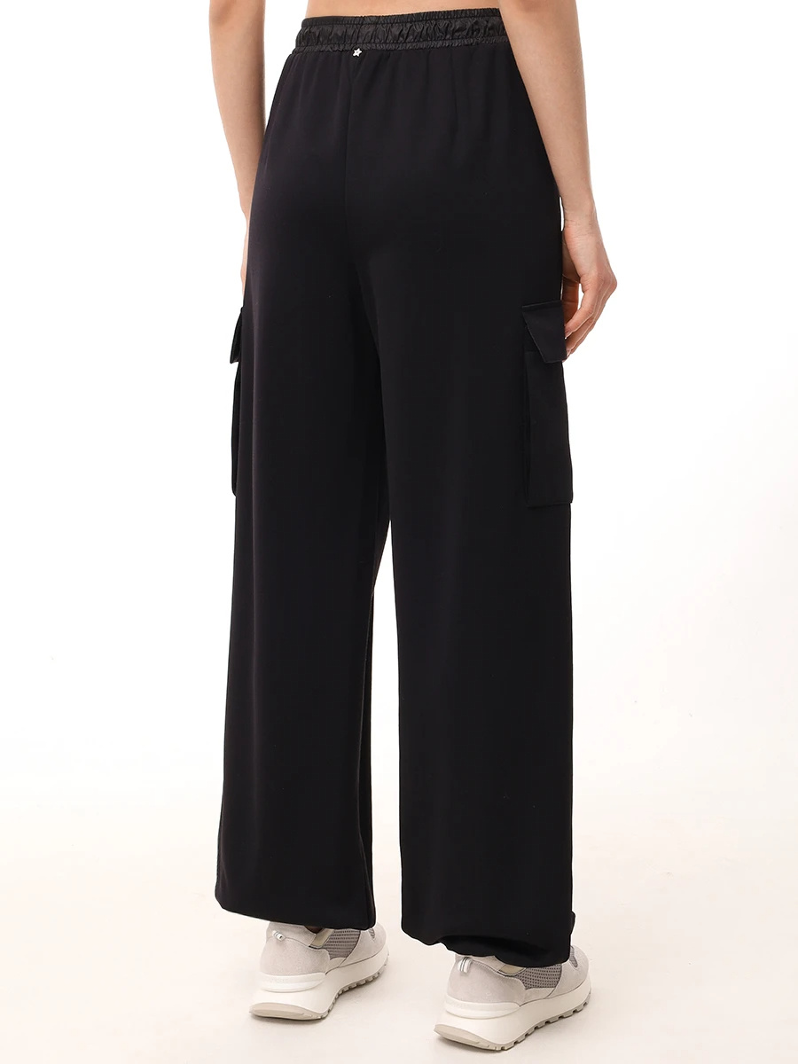 Lorena Antoniazzi Elastic Waist Casual Pants In Black