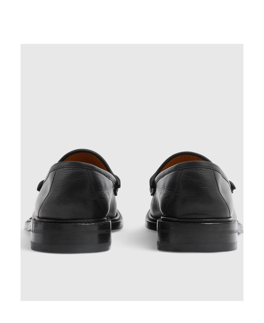 Gucci Horsebit Almond-toe Loafers In Black