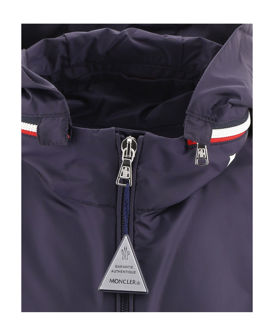 Moncler Logo-patch Lightweight Jacket In Blue