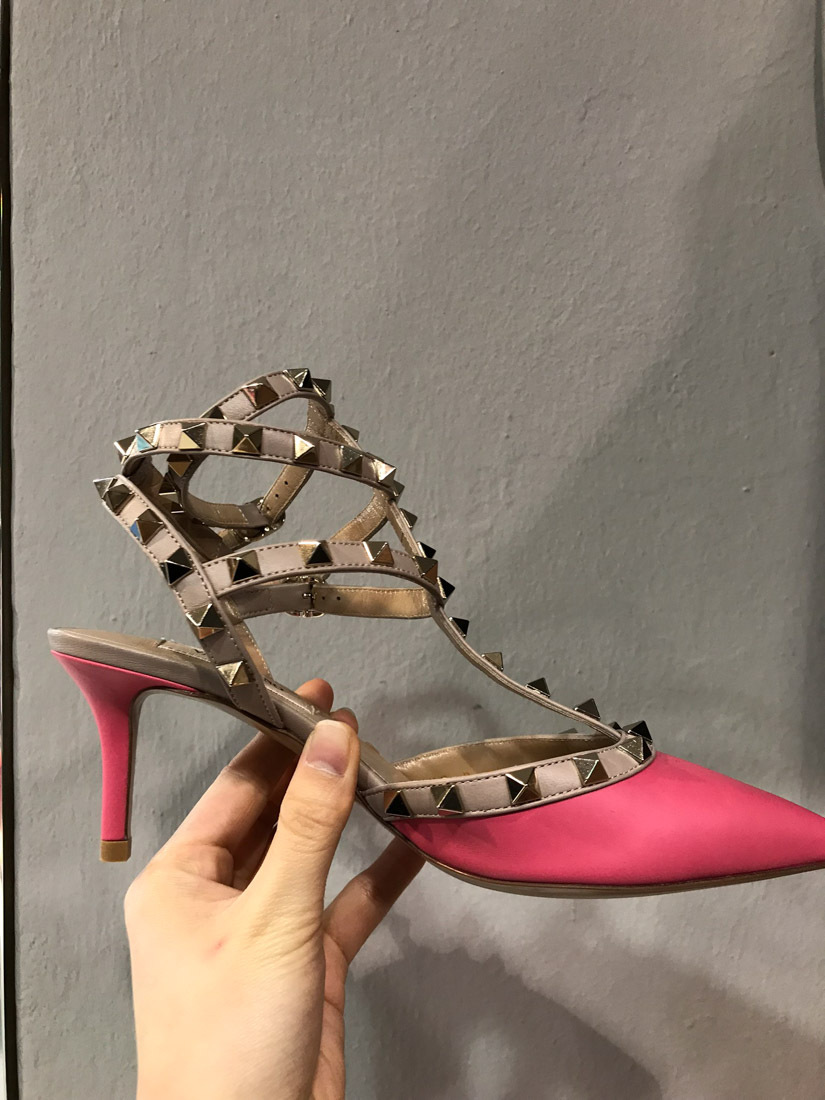 VALENTINO GARAVANI ROCKSTUD' HIGH HEELS