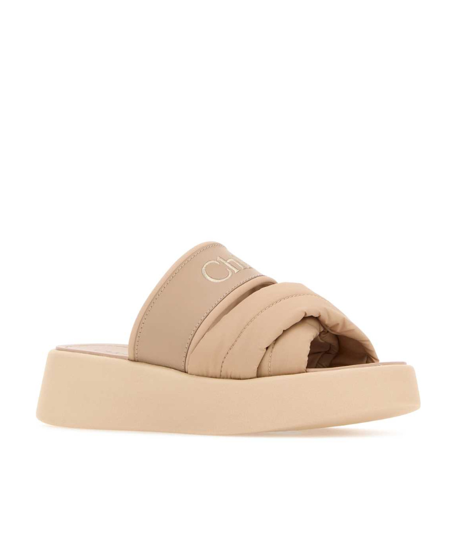 Chloé Logo Letter Cross-band Flip-flops In Nude
