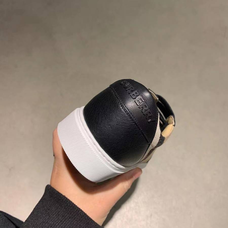Burberry Check Leather Sneakers In Neutral