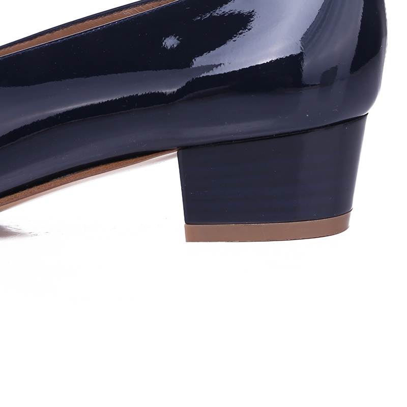 Ferragamo Blue Vara Series High Heels In Black