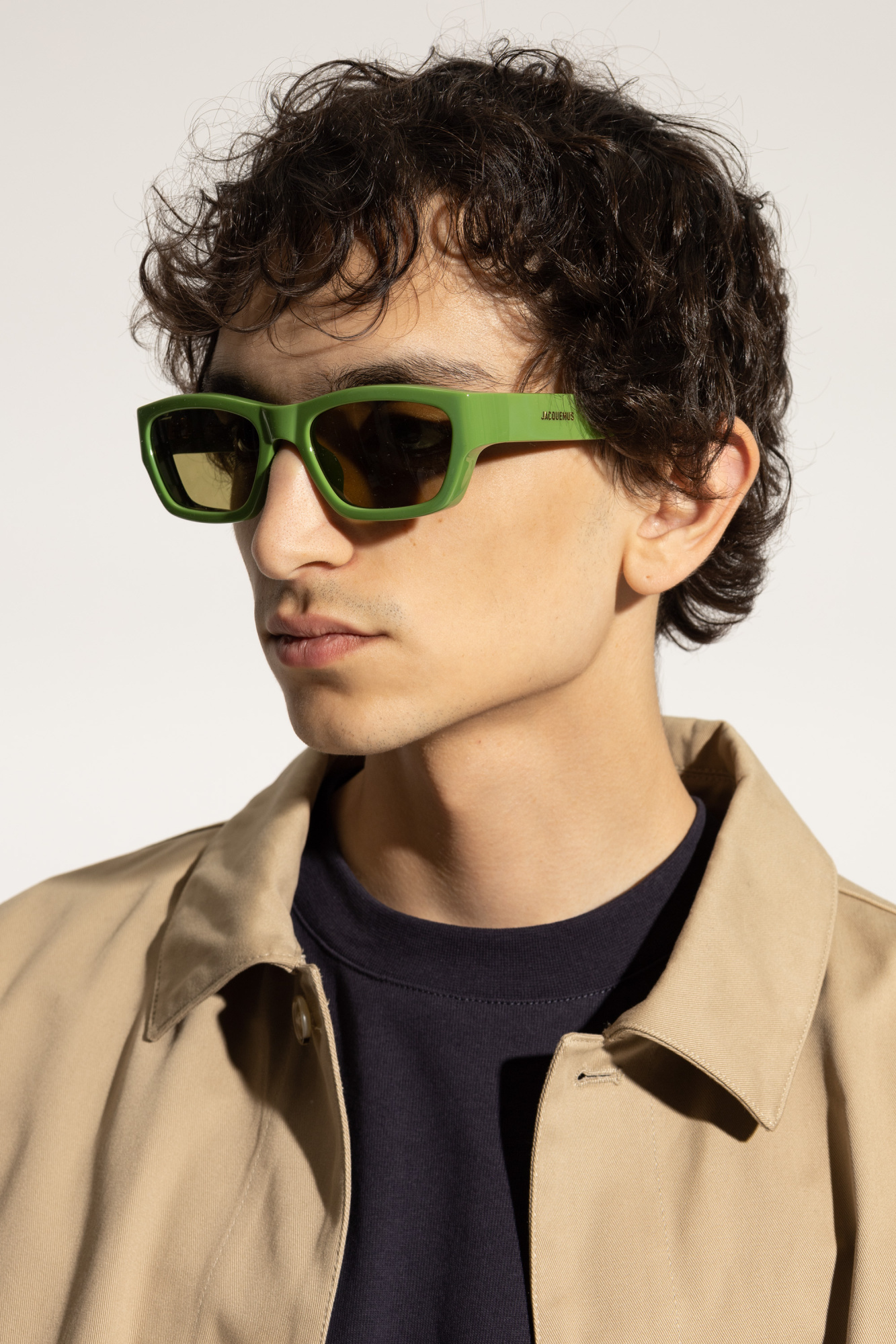 Jacquemus Logo Sunglasses In Nude