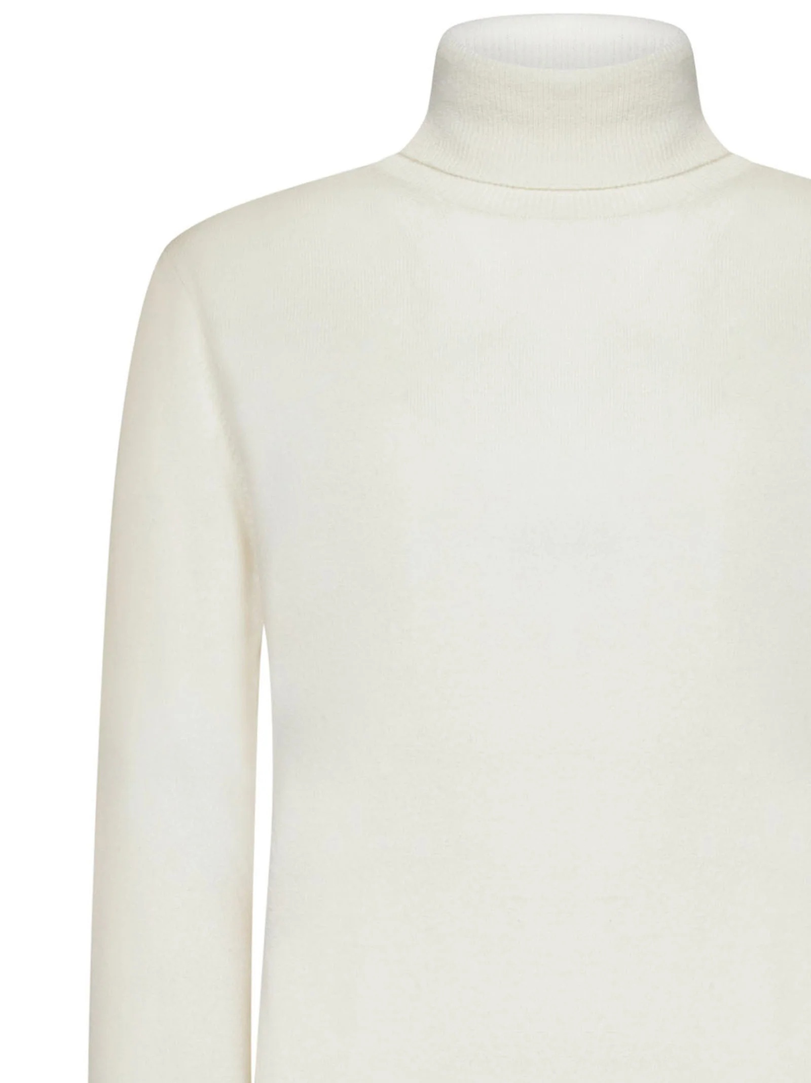 Malo Shaved Cyclist Turtleneck Knit Sweater In White