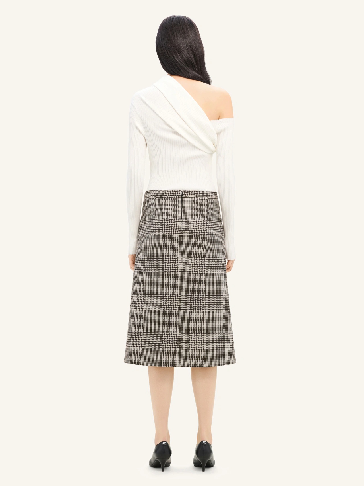 Courrèges Logo-embroidered Ribbed Jumper In White