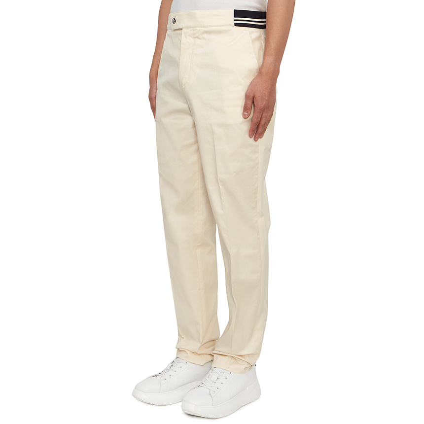 Moncler Logo Casual Pants In Nude