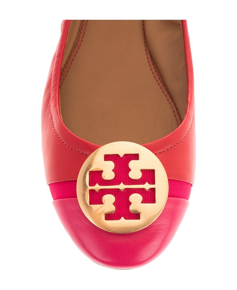 Tory Burch Logo Plaque Ballerina Shoes In Red