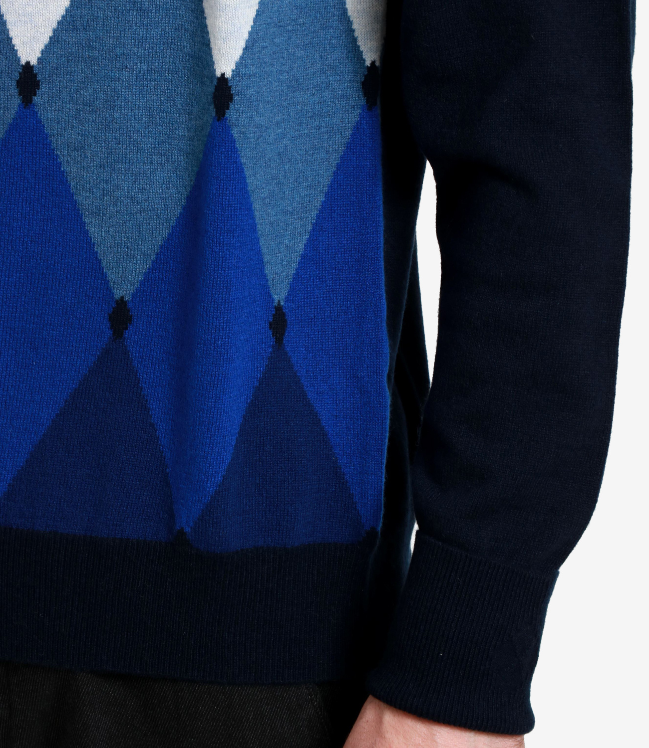 Ballantyne Long-sleeved Sweater In Black