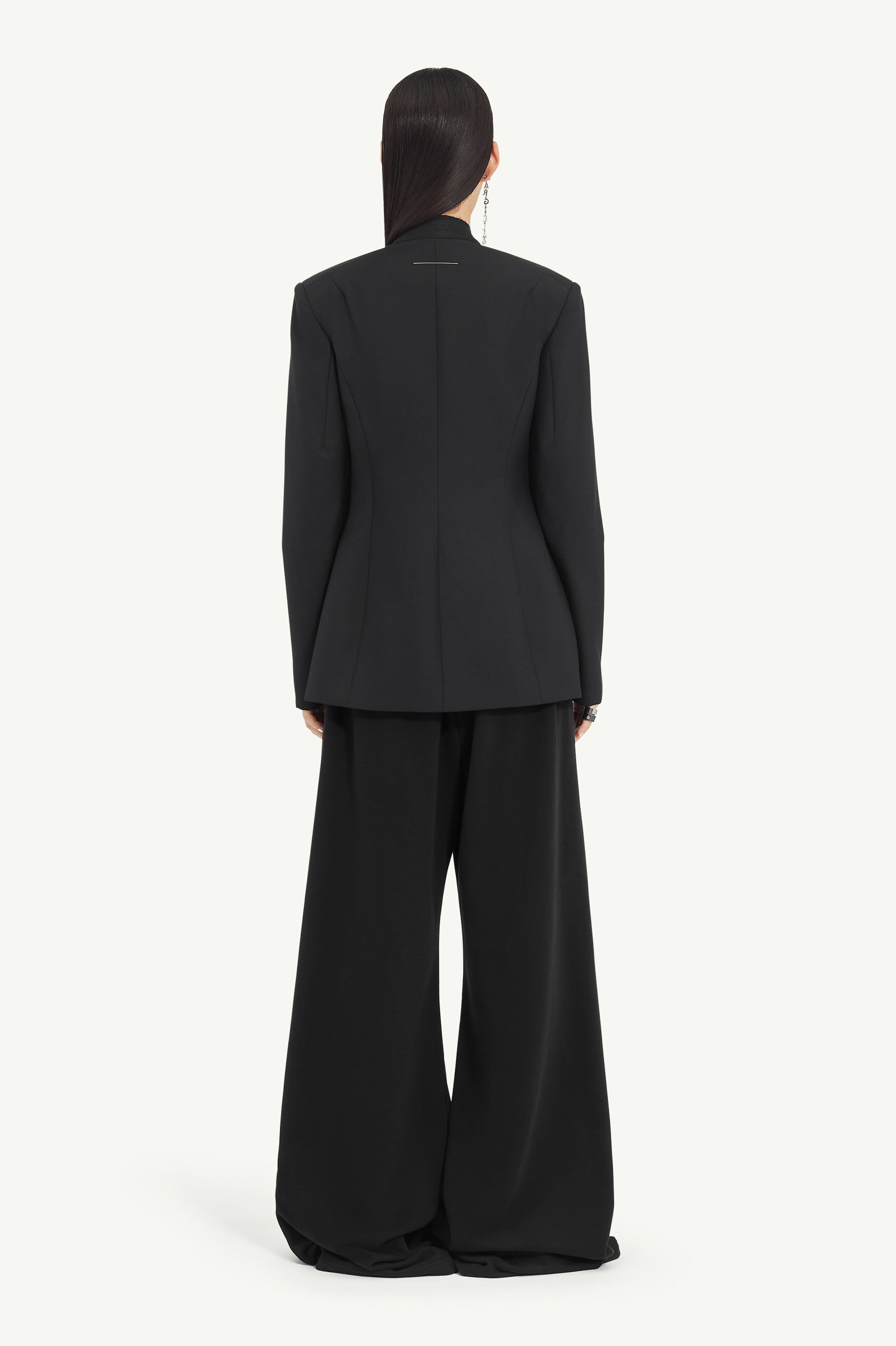 Mm6 Maison Margiela Contrast-stitching Single-breasted Blazer In Black