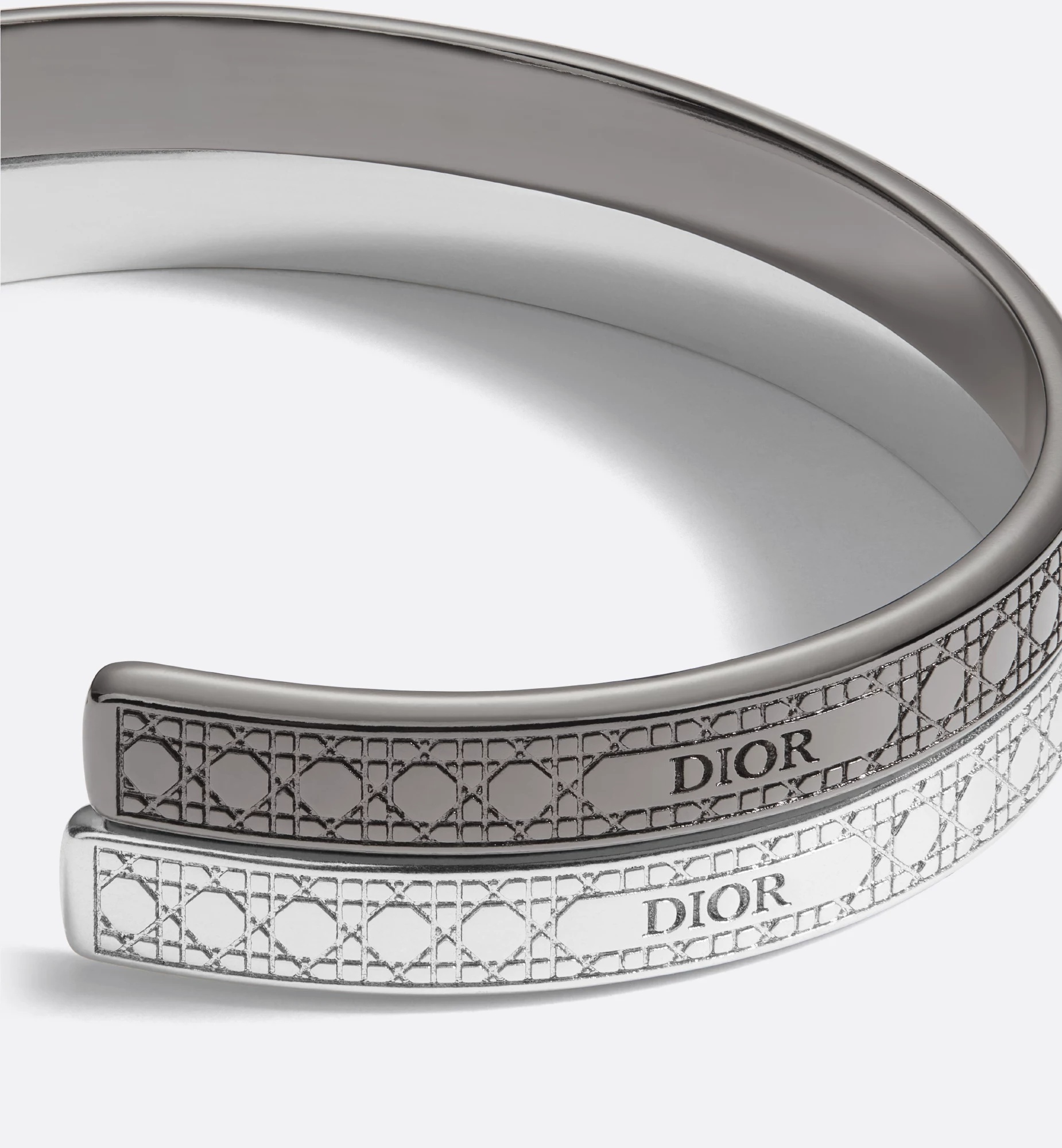 Dior Cannage Bangle Set In Gray