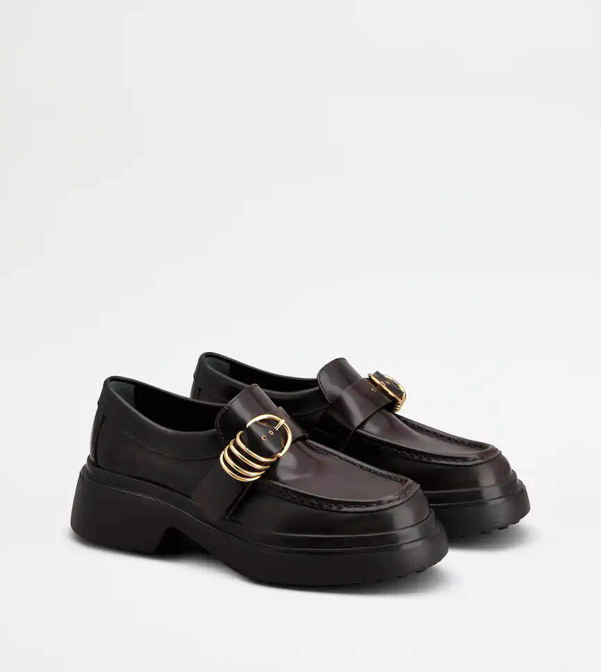 Tod's Leather Loafers In Black