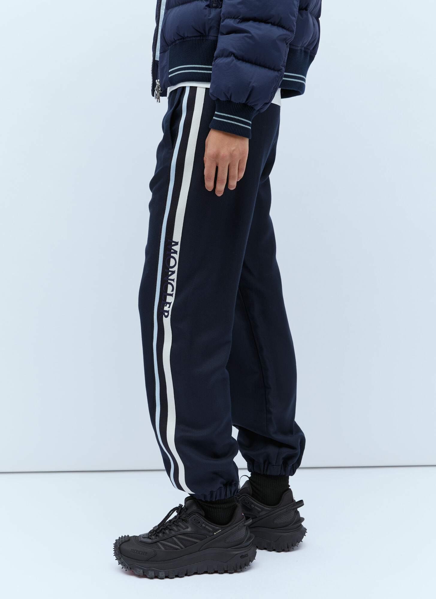Shop Moncler Logo Embroidered Straight Leg Sweatpants In Blue