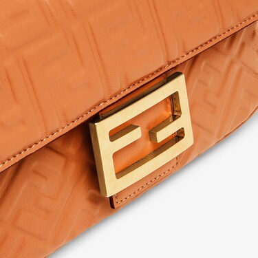 Fendi Brown Nappa Leather Bag In Brown