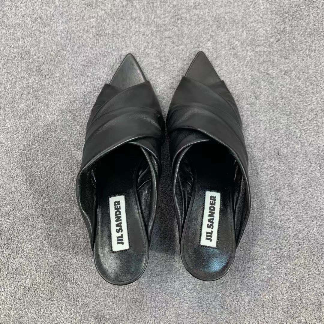 Jil Sander Pointed Muller Shoes In Black