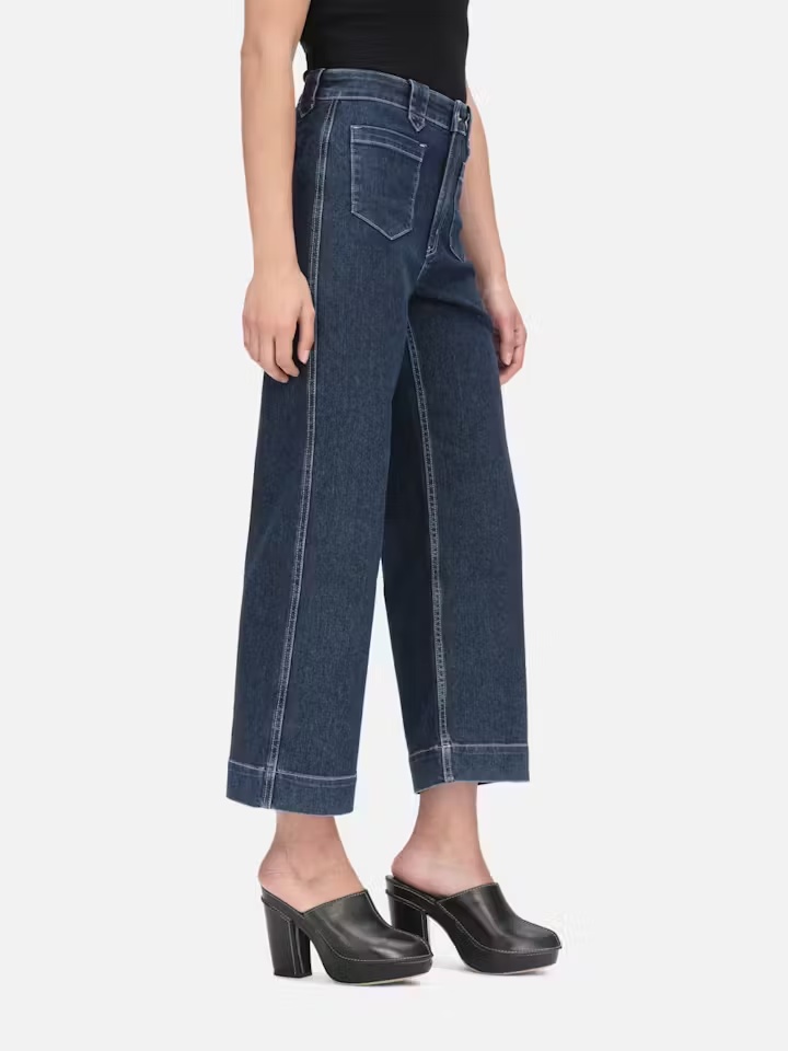 Shop Frame Belt-loop Jeans In Blue
