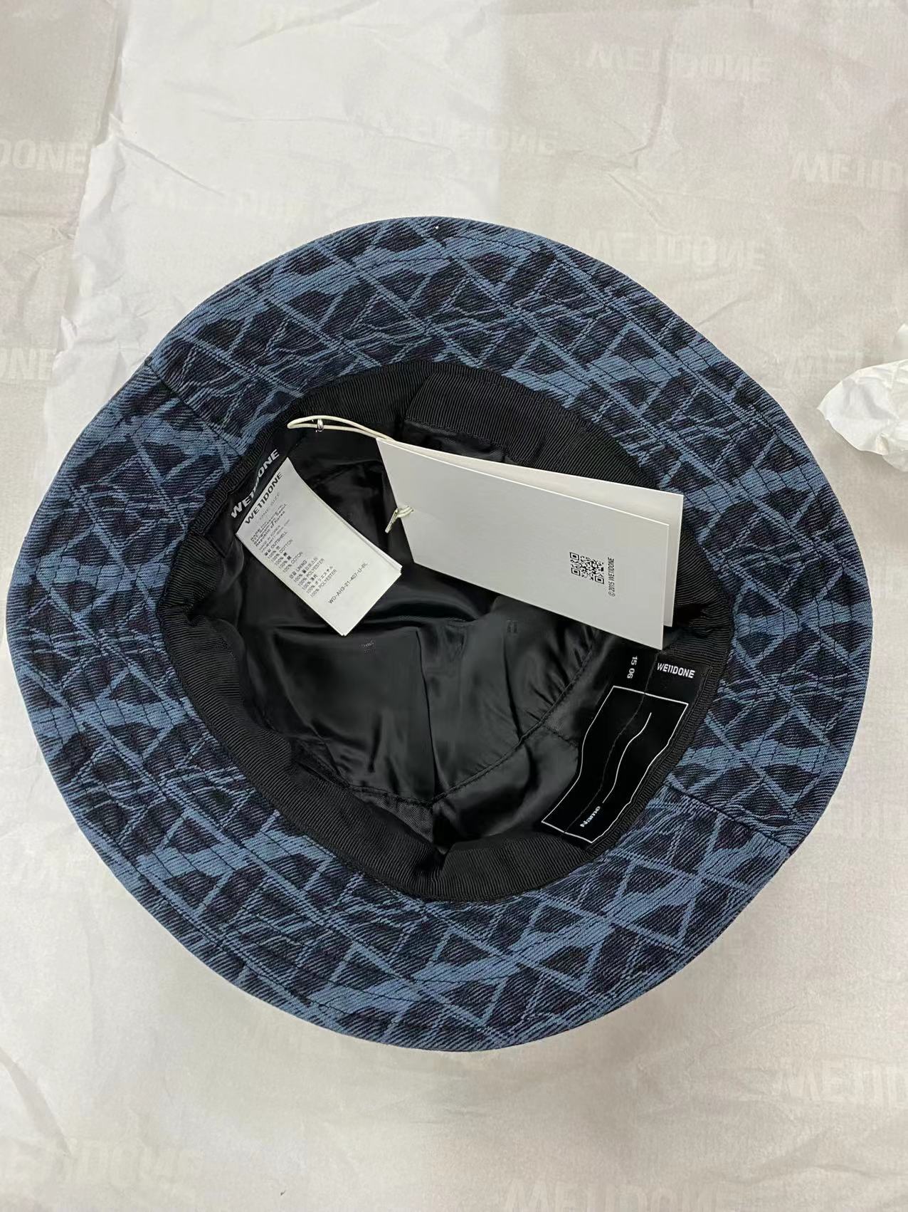 WE11 DONE ALL-OVER PRINT BUCKET HAT