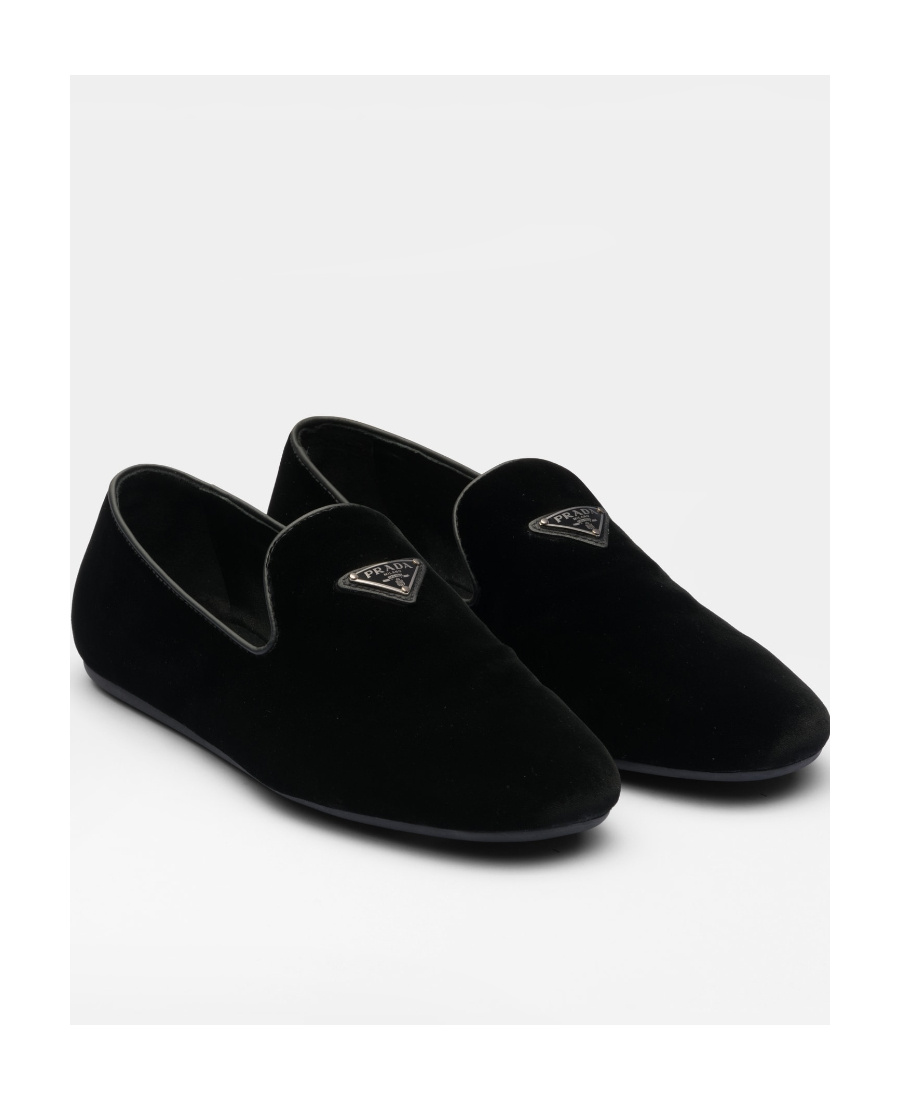 Prada Versatile Round Toe Suede Loafers In Black