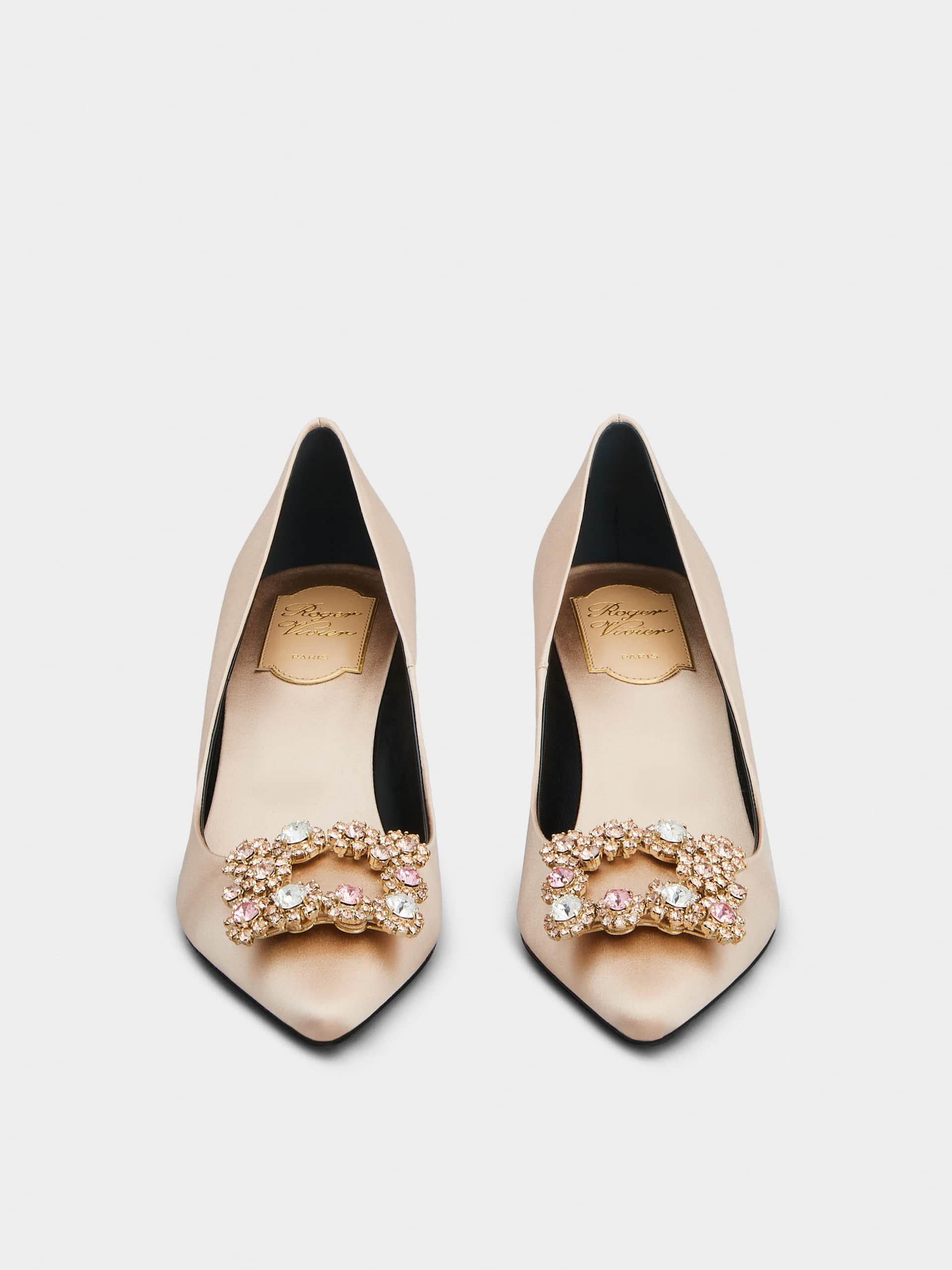 Roger Vivier Blossom Embellished Detail Pointed Toe Pumps In Nude