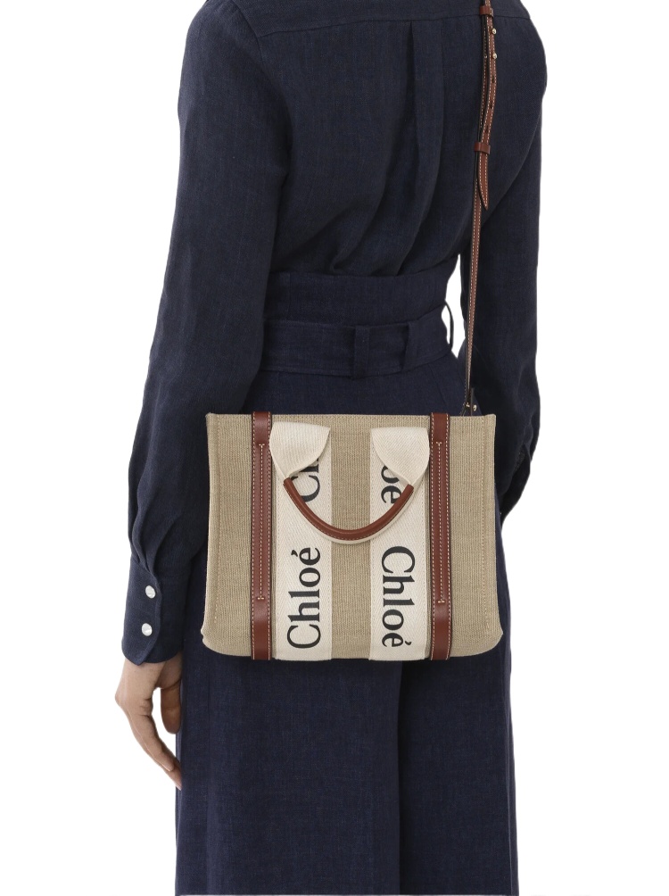 Chloé Logo Shoulder Bag In Nude