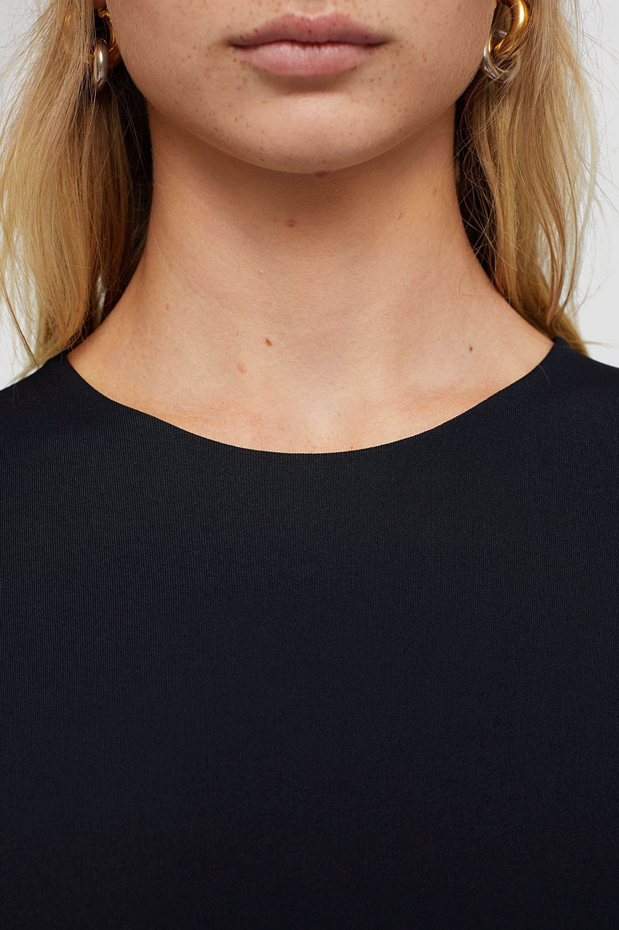 Jil Sander Crew Neck Short-sleeved T-shirt In Black